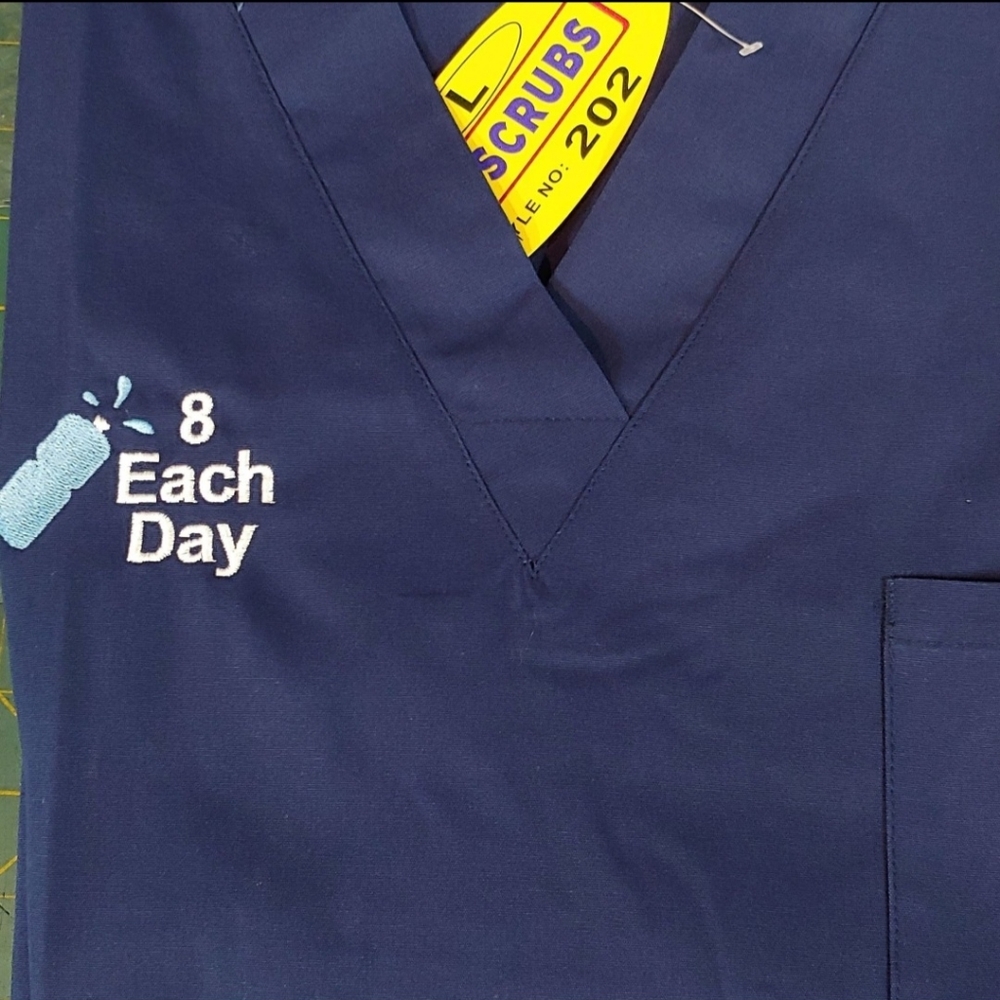 Scrubs - Picture 2 of 2